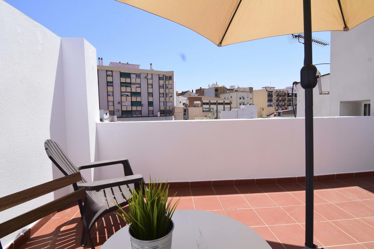 Malaga City Suites Barcelo 30 Bagian luar foto